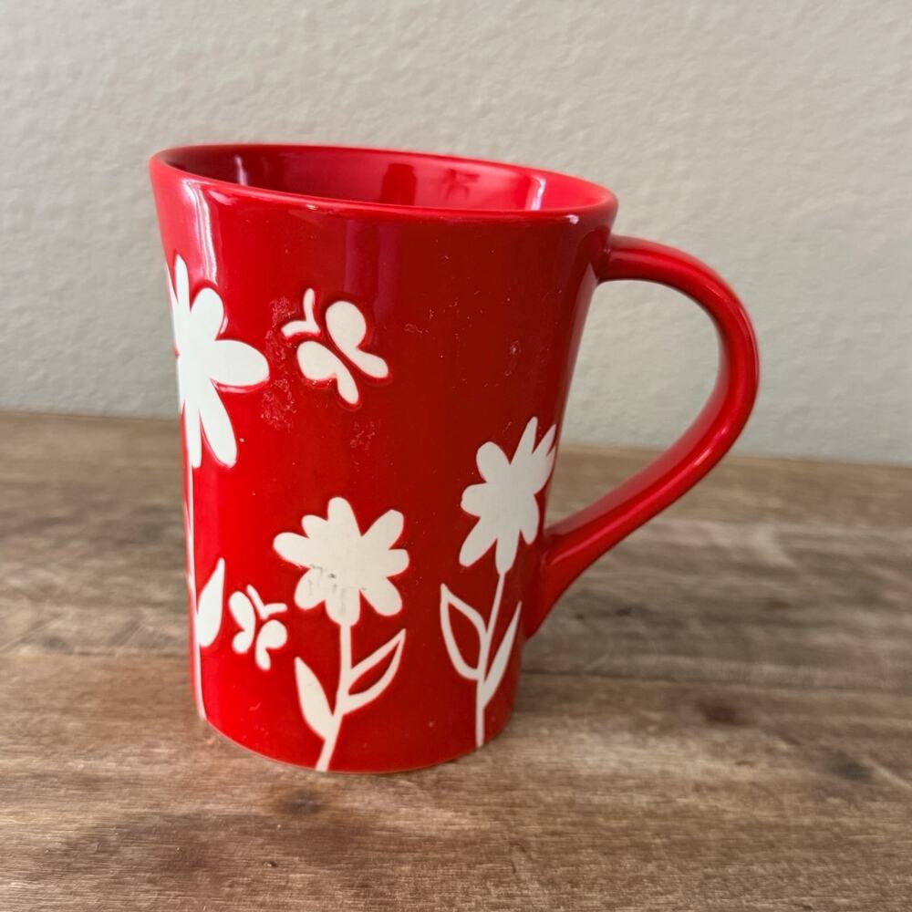 Vintage 2007 Starbucks Coffee 12 oz Ceramic Mug - Red with White Flowers & Butte